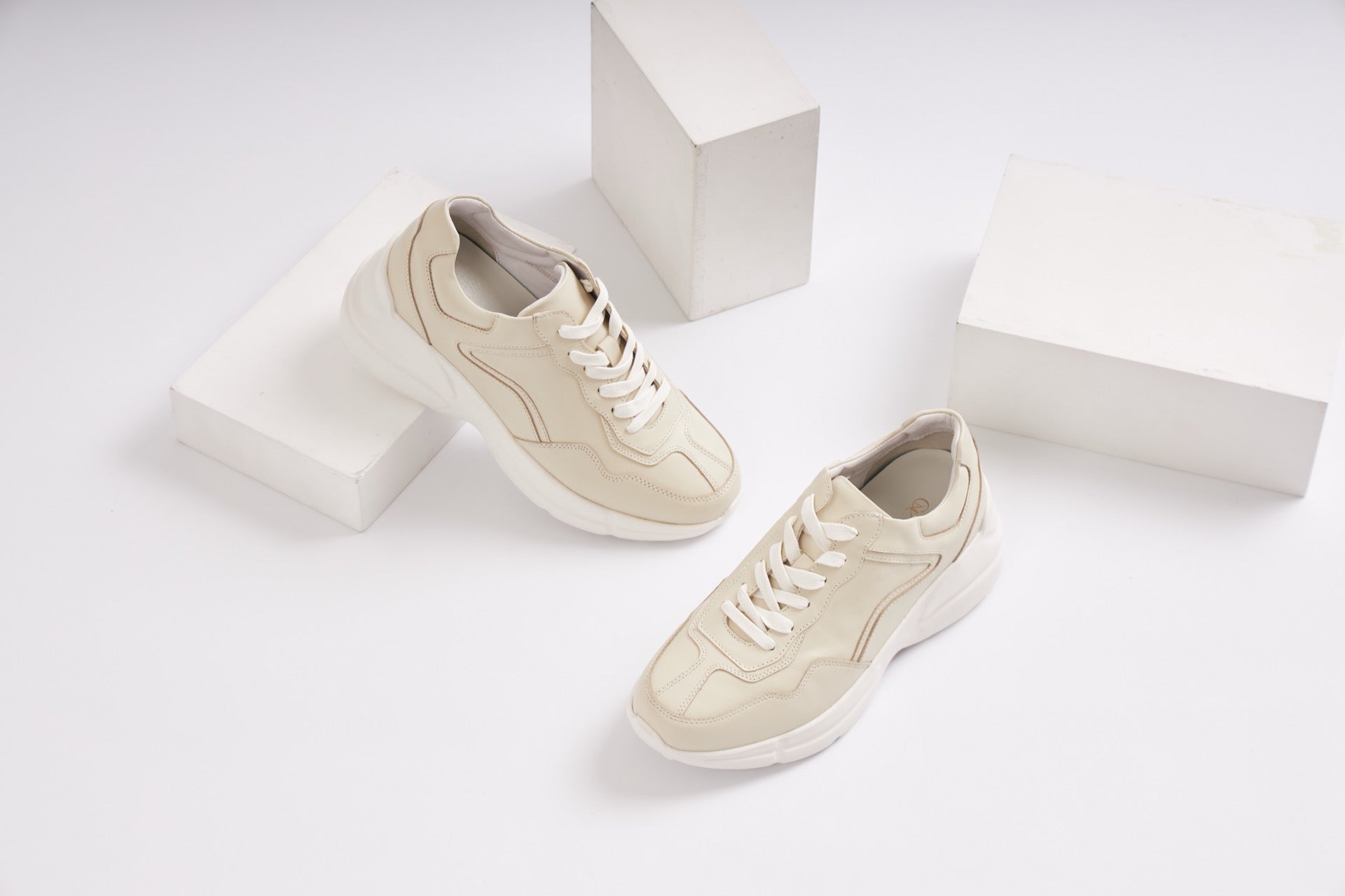 Chunky Sneakers Biege 8cm